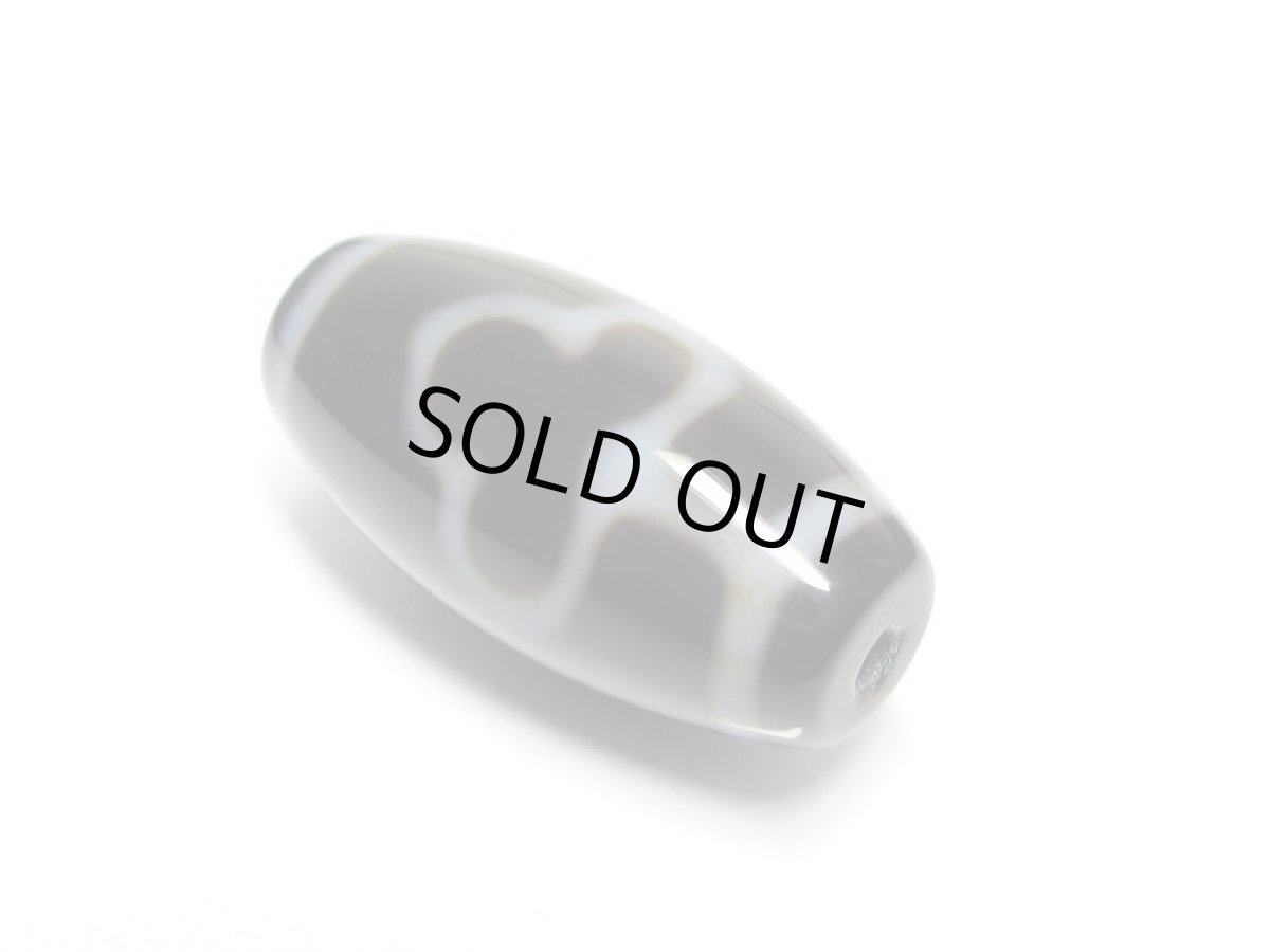 画像2: 黒地至純・菩提天珠 25mm (2)