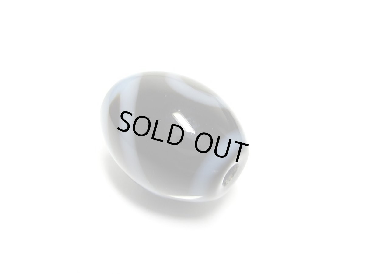 画像4: 黒地至純・一眼山形天珠 15mm (4)