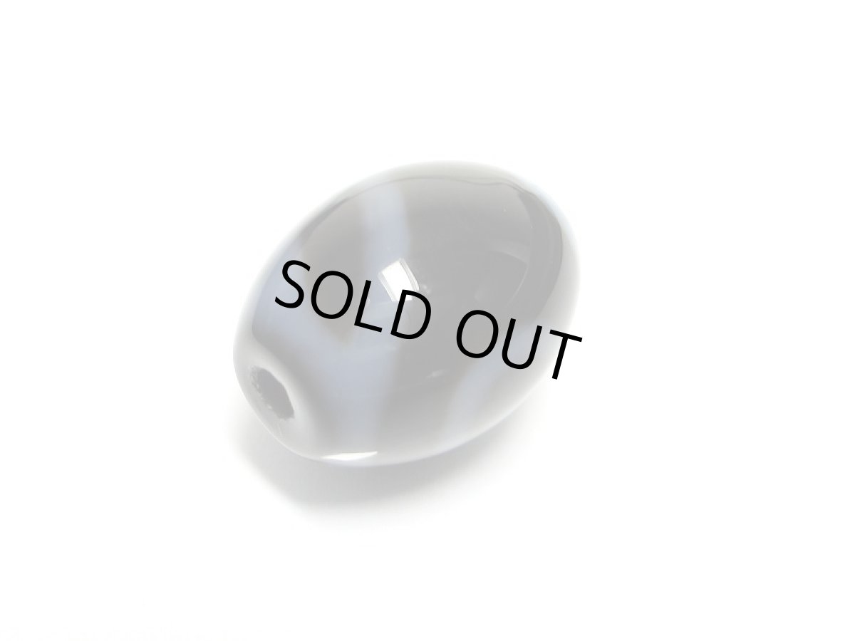 画像3: 黒地至純・一眼山形天珠 15mm (3)