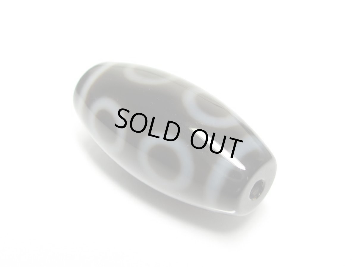 画像2: 黒地至純・八眼天珠 25mm (2)