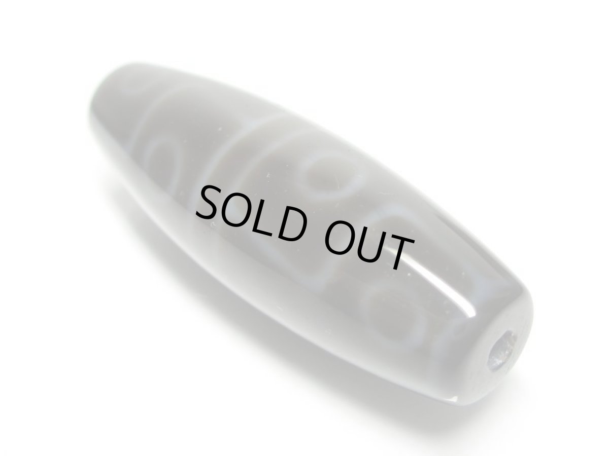 画像2: 黒地至純・十二眼天珠 39mm (2)