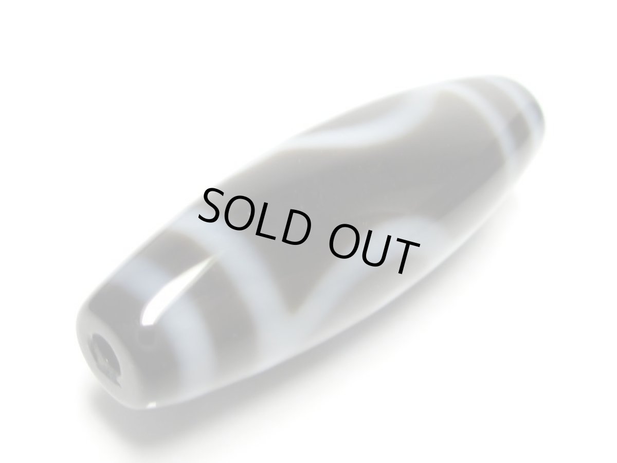 画像3: 黒地至純・如意樹(緑度母)天珠 38mm  (3)