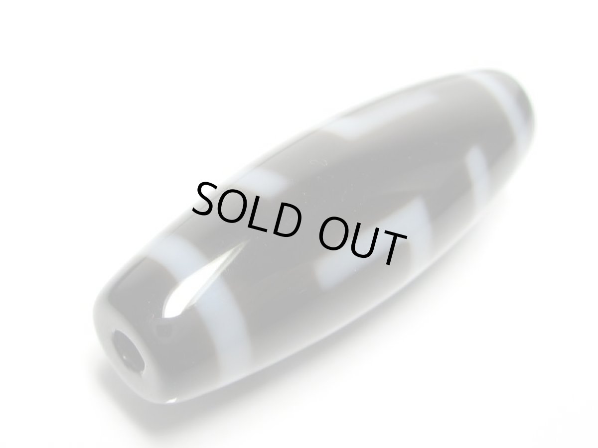 画像3: 黒地至純・万字（卍）天珠  38mm (3)