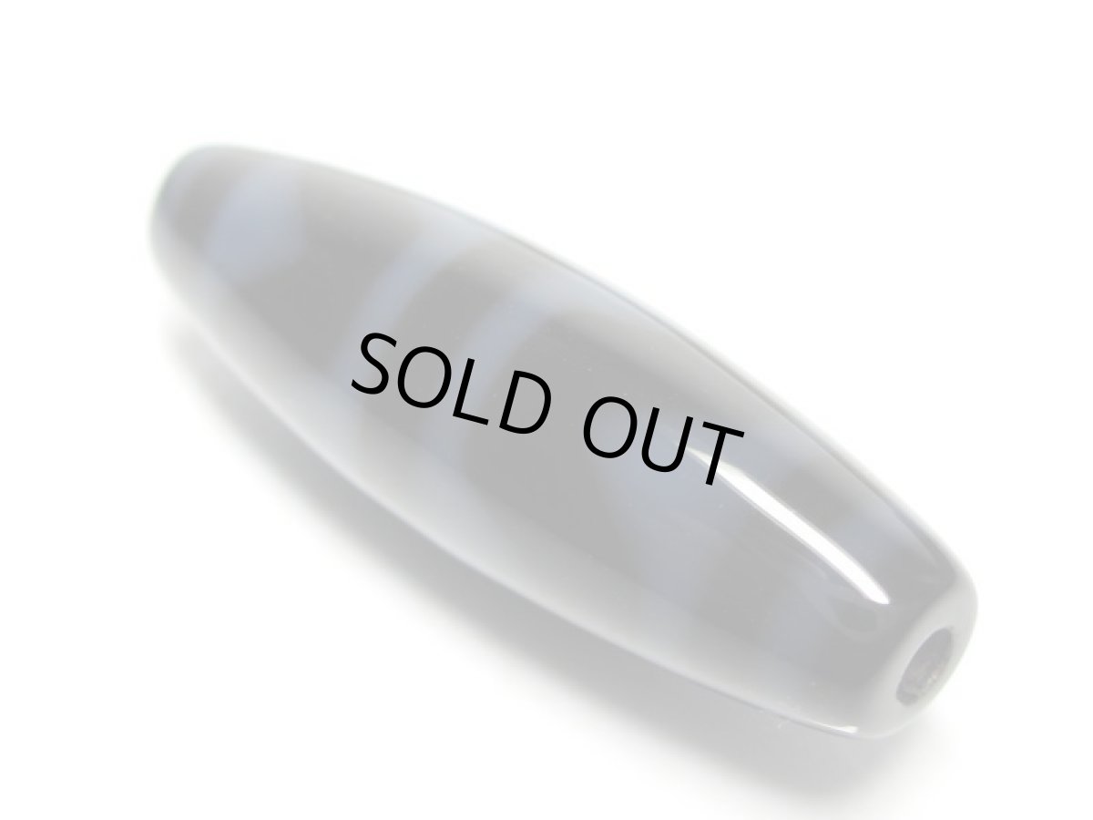 画像2: 黒地至純・四線虎牙天珠  38mm (2)