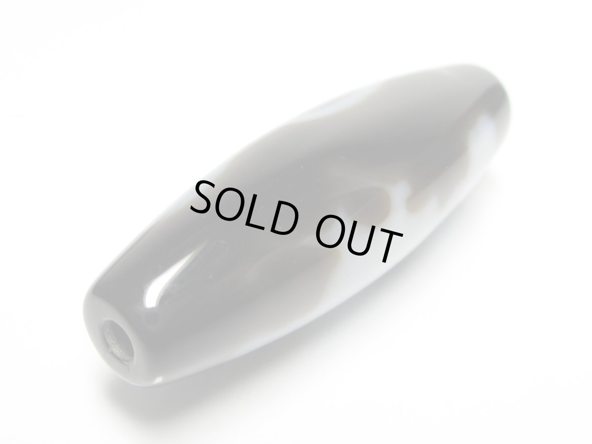 画像3: 黒地至純・三面大黒天天珠 白蛇天珠 38mm (3)