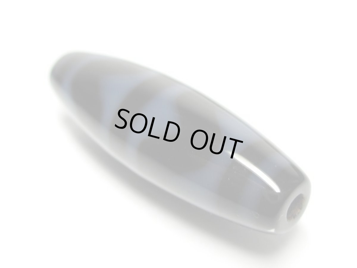 画像4: 黒地至純・四線虎牙天珠  38mm (4)