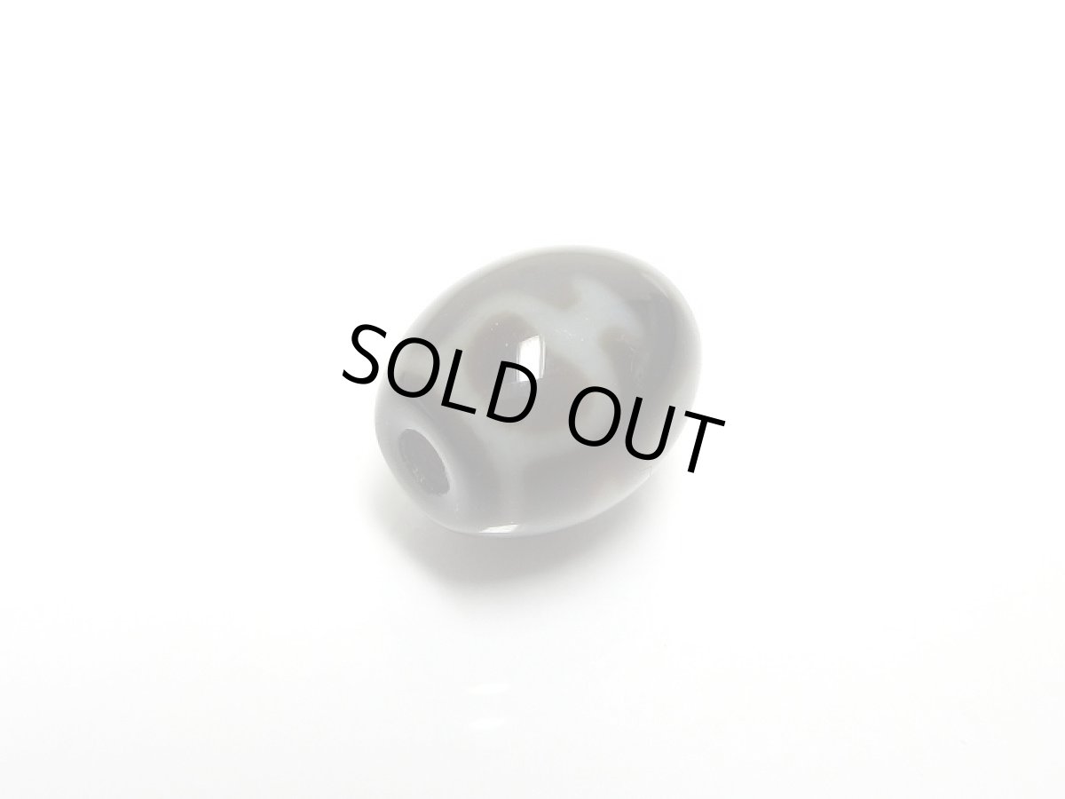 画像3: 黒地至純・宝瓶天珠 10mm (3)