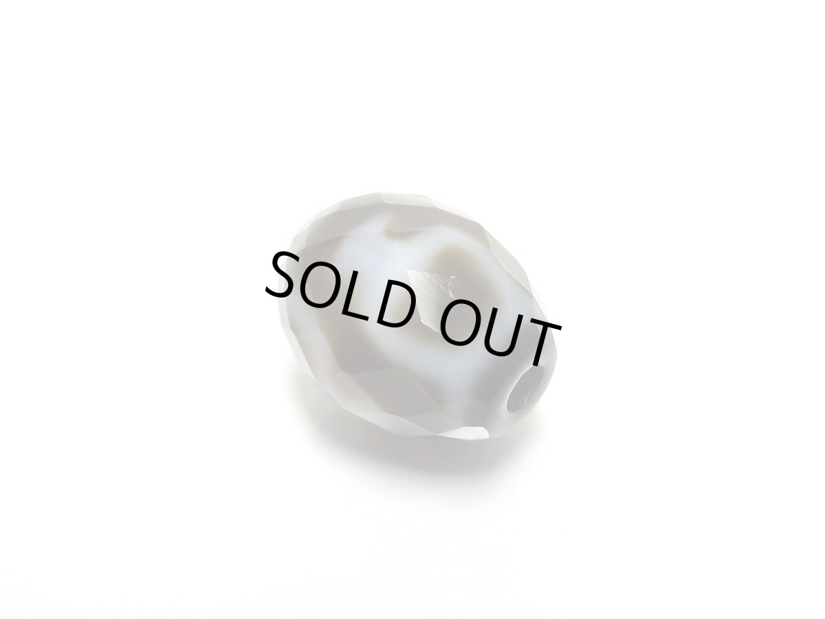 画像4: 黒地至純・多面カット宝瓶天珠 12mm (4)