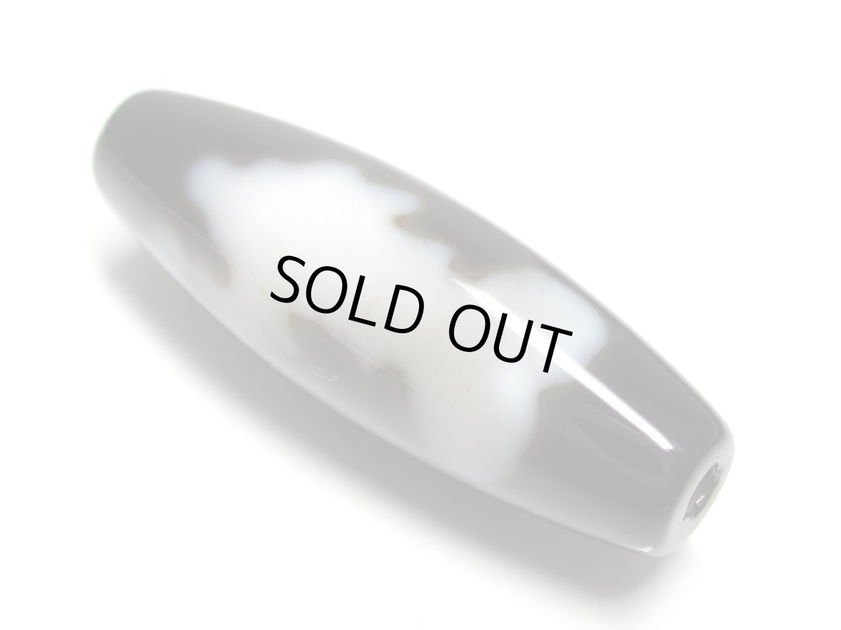 画像2: 黒地至純・彩帯観音大黒天天珠 38mm (2)