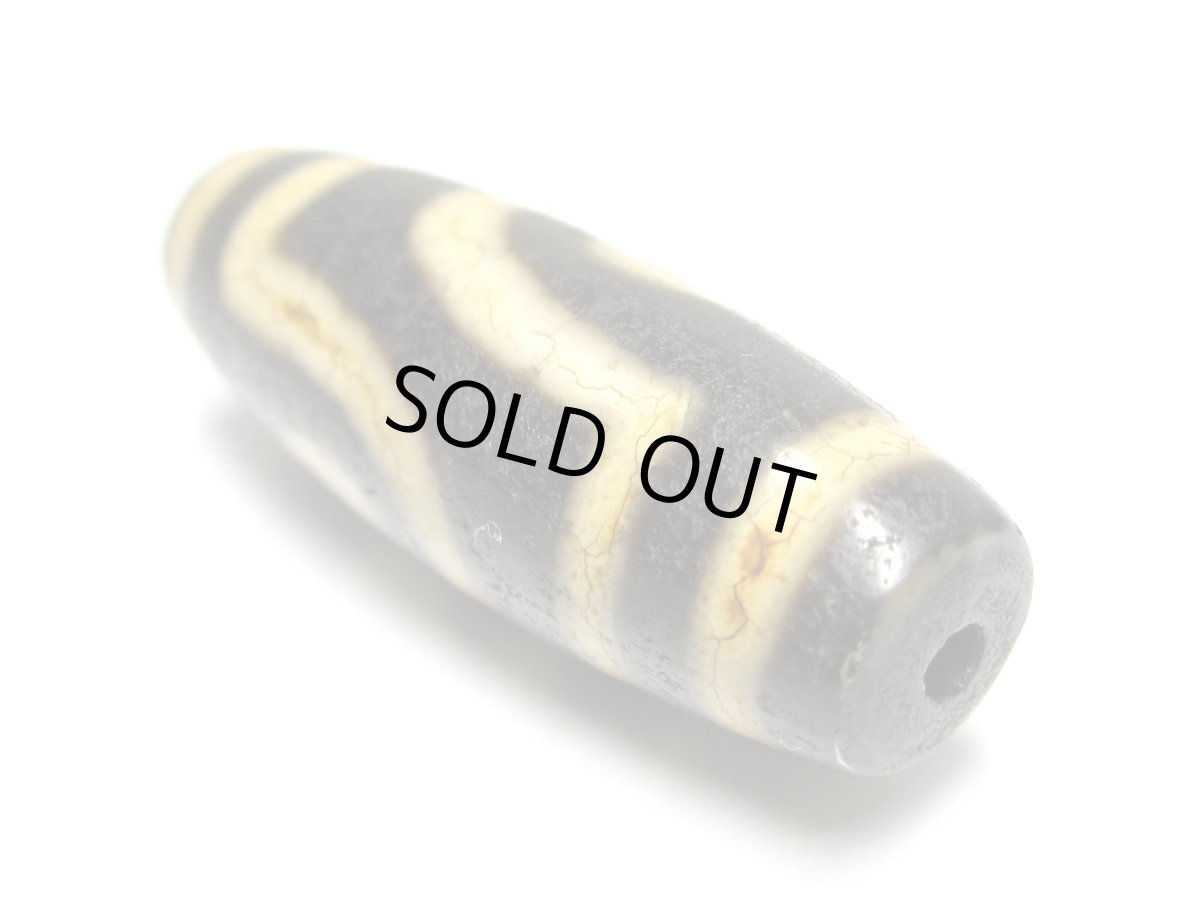 画像4: 風化龍紋・二眼天珠 39mm (4)