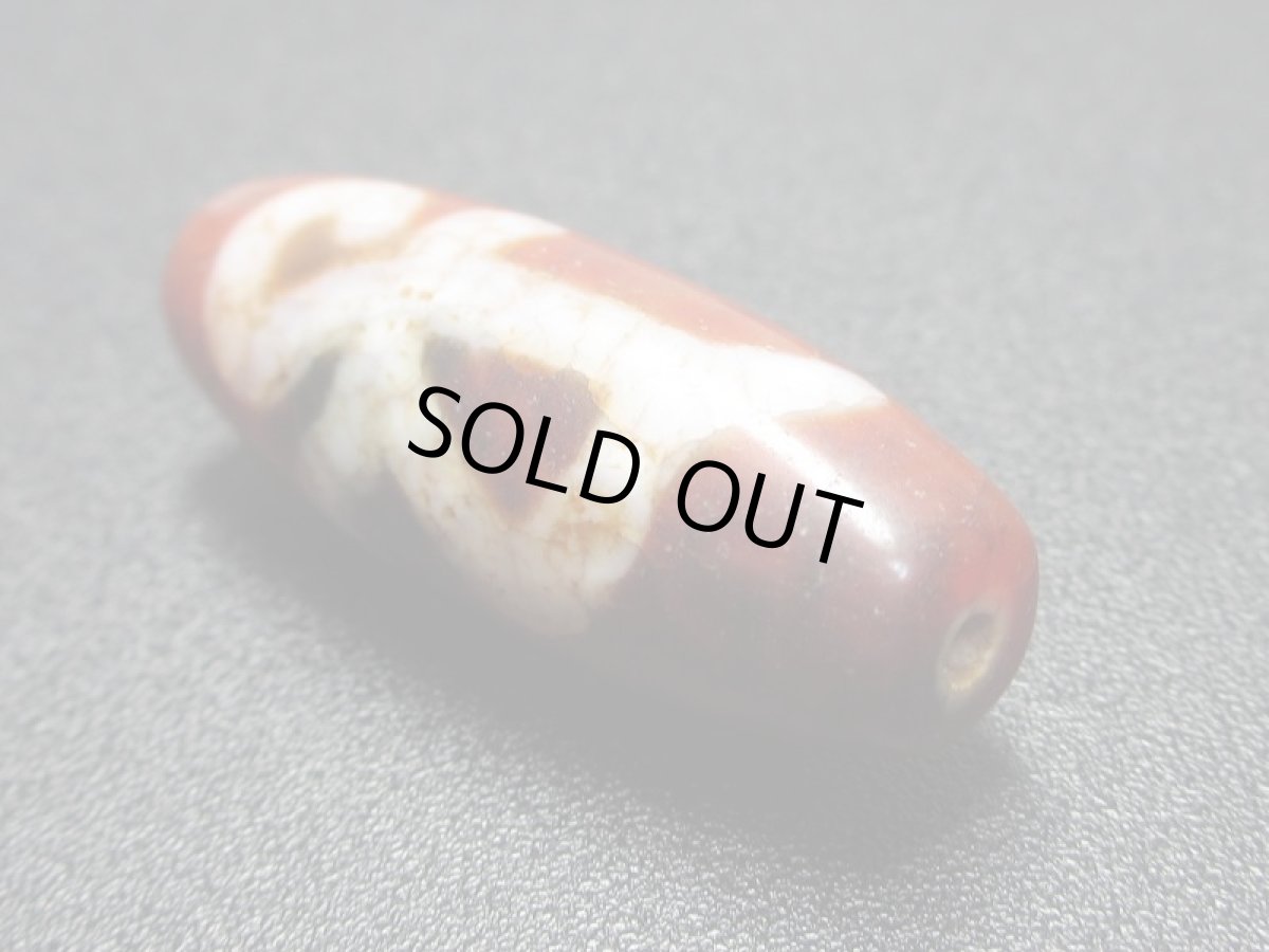 画像4: 老鉱朱砂紅・一眼 財宝天王天珠 39mm  (4)