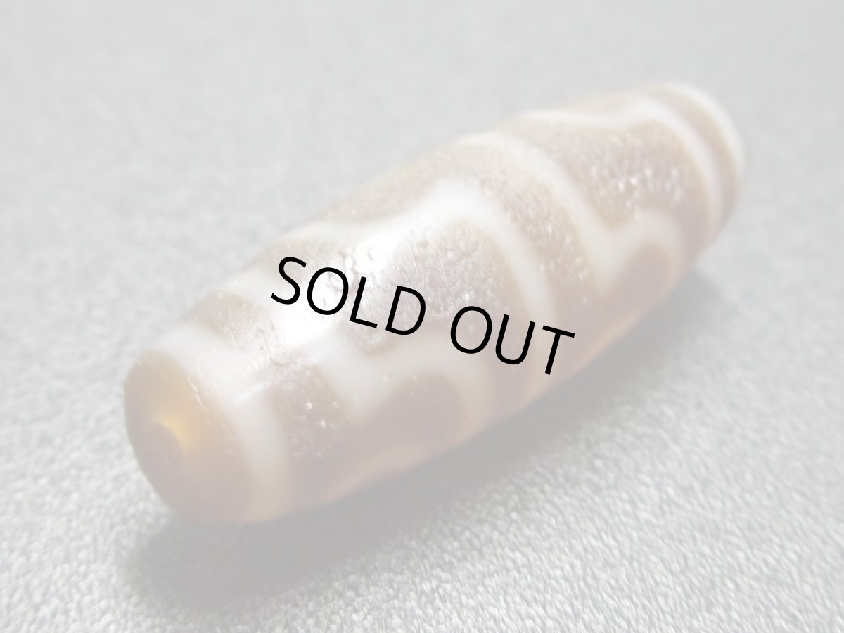 画像3: 骨董風・四眼天珠 37mm (3)