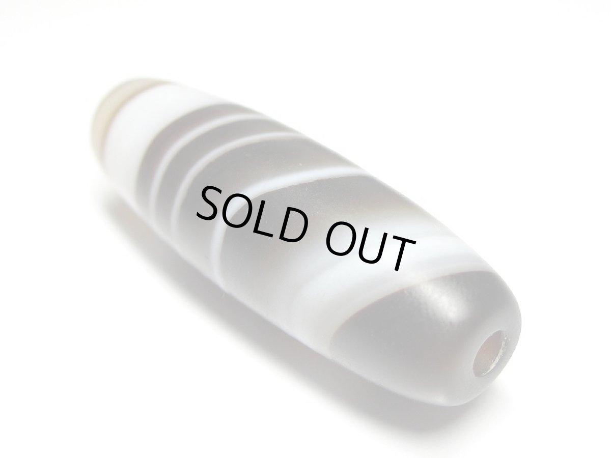 画像2: 天然線天珠 38mm (2)