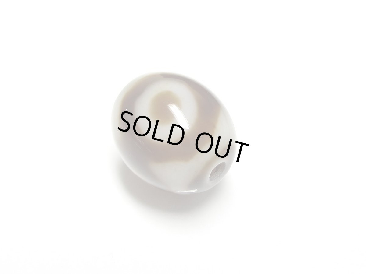 画像2: 黒地至純・三眼天珠 12mm (2)