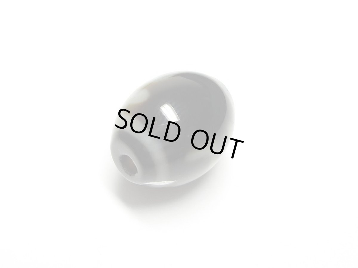 画像3: 黒地至純・万字（卍）天珠 12mm (3)