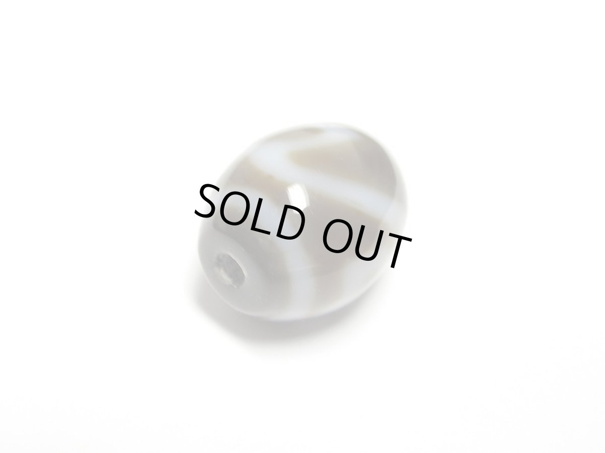 画像3: 黒地至純・水蓮花天珠 12mm (3)