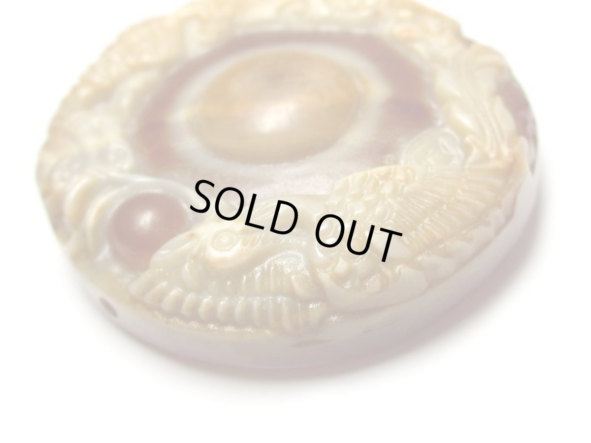 画像4: 老鉱朱砂紅天珠　彫刻　龍鳳戯珠・如意樹（緑度母）天珠 (4)