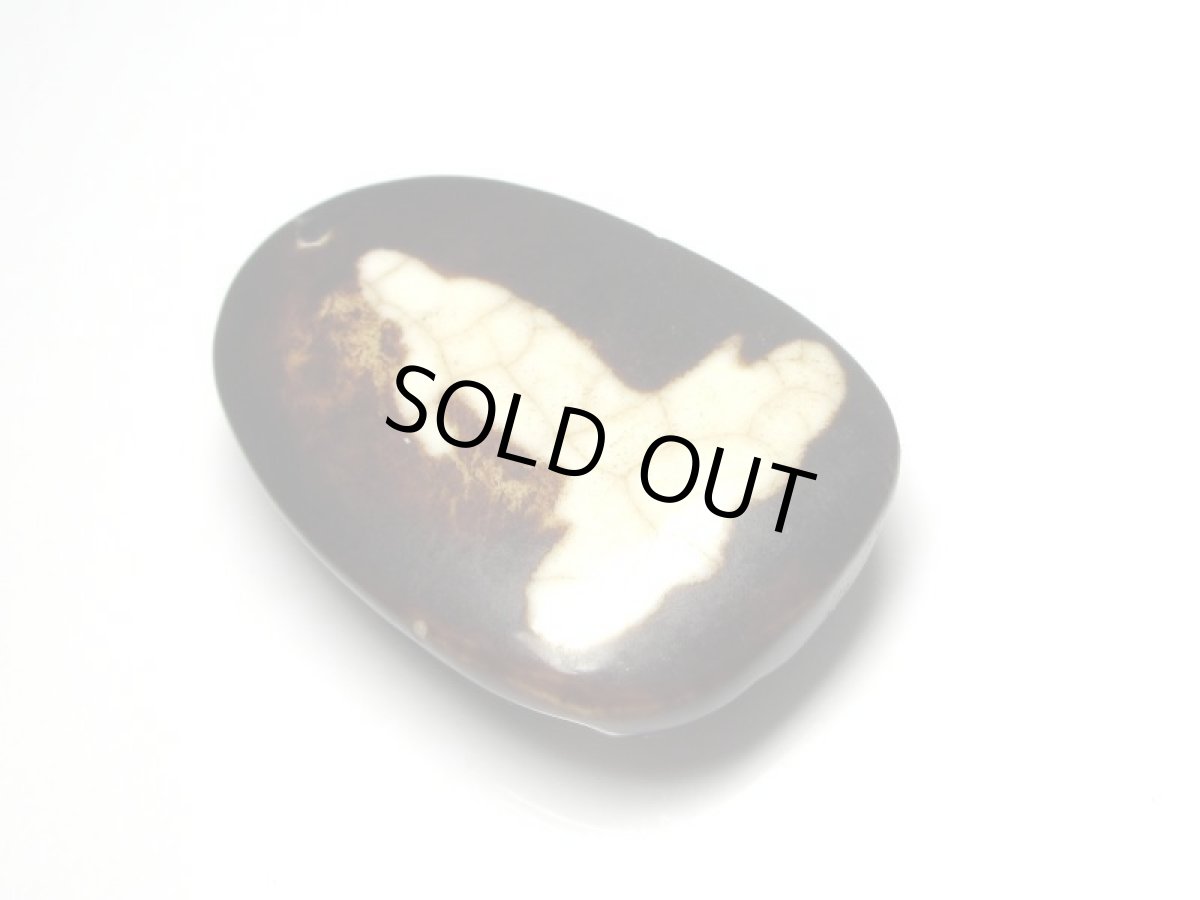 画像4: 良質な高級品 彫刻 大日如来 ・観音天珠 (4)