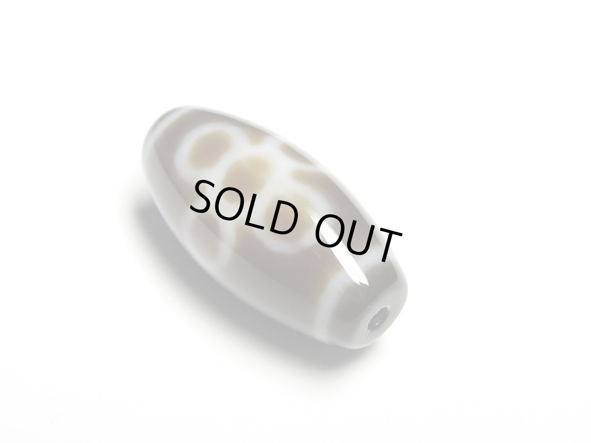 画像2: 黒地至純・閃電五眼天珠 24.5mm【160427】 (2)