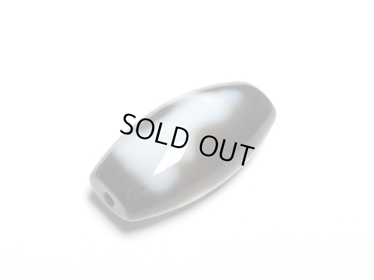 画像3: 黒地至純・観音水蓮花天珠 25mm【160427】 (3)