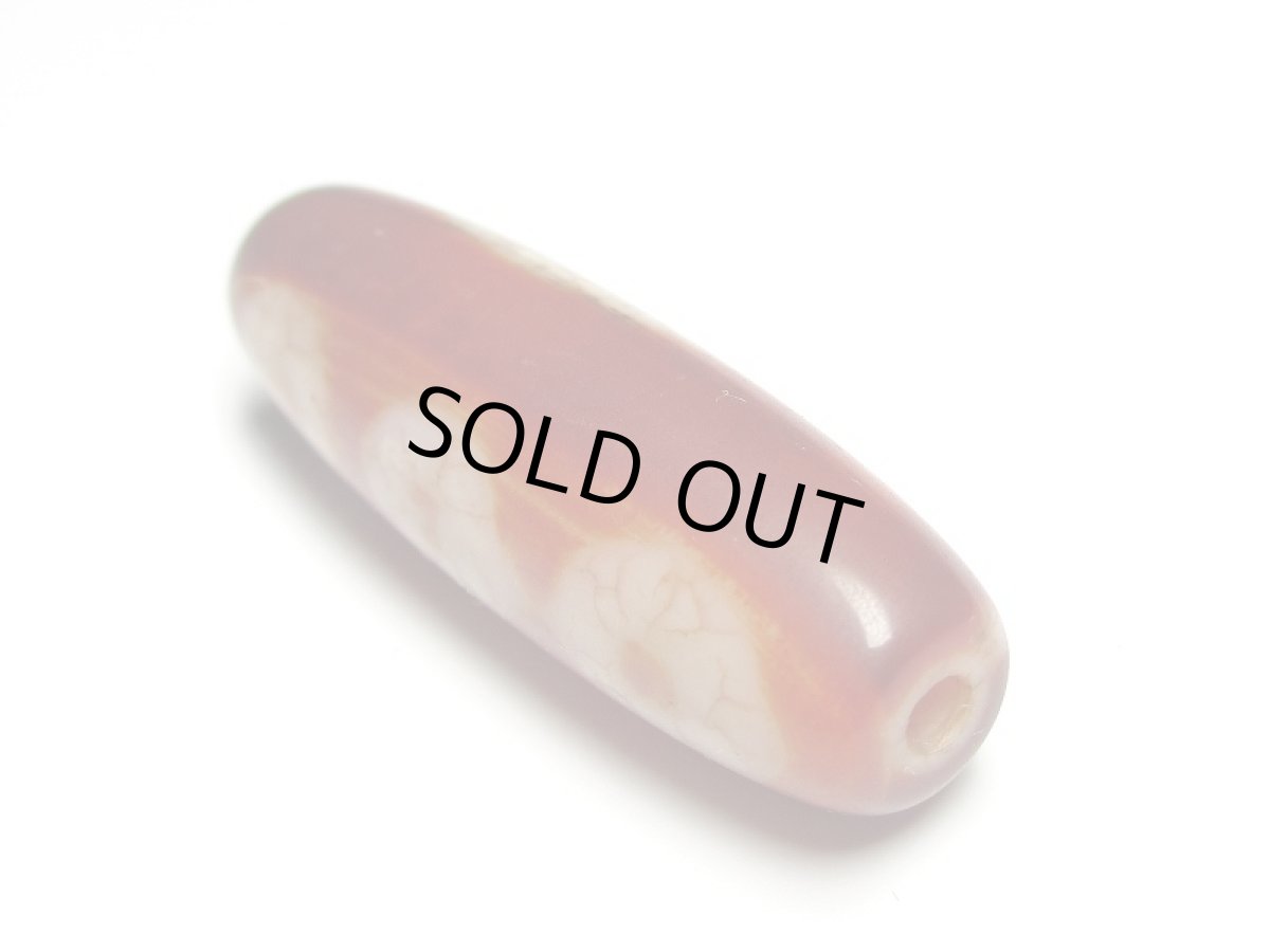 画像4: 老鉱朱砂紅・三眼&如意樹(緑度母)天珠 37.5mm (4)