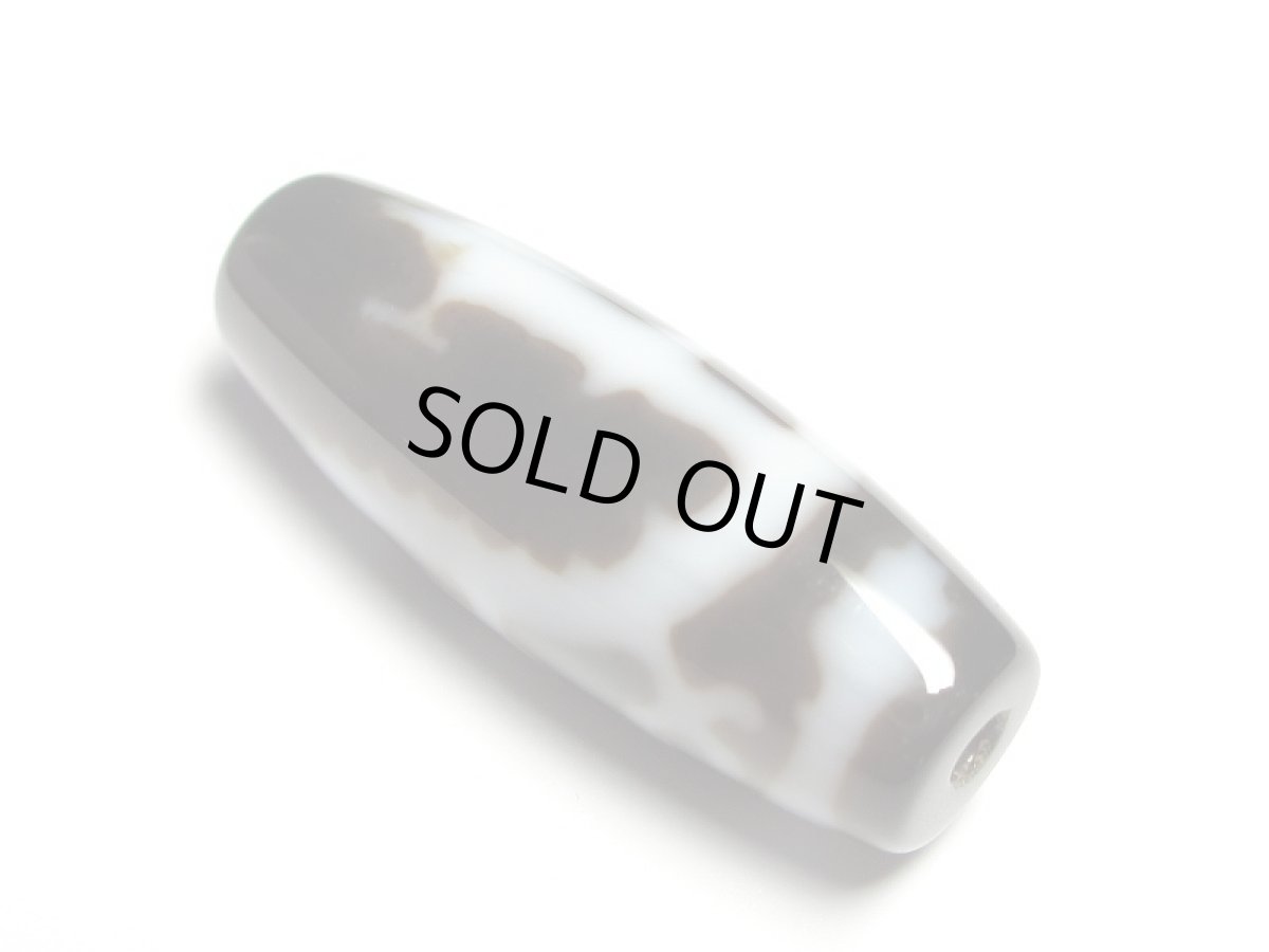 画像2: 黒地至純・観音乗龍天珠 36mm【160427】 (2)