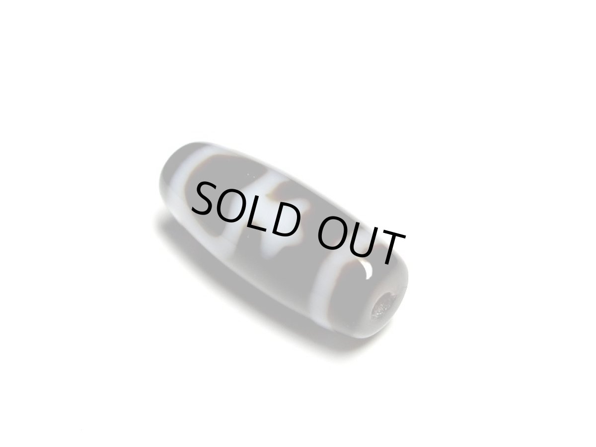 画像2: 黒地至純・宝瓶天珠 20mm (2)