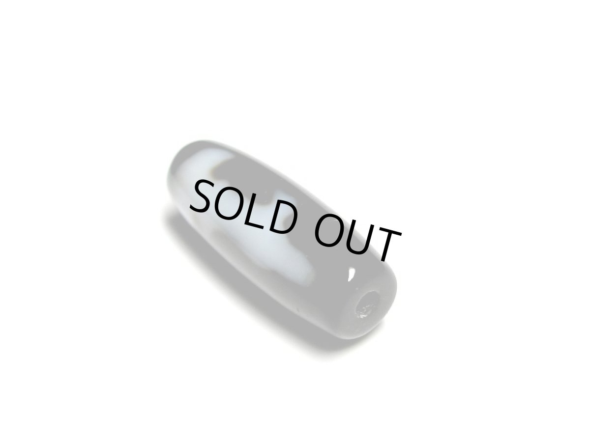 画像2: 黒地至純・観音天珠 20mm (2)