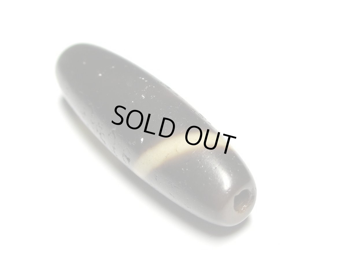 画像4: 風化龍鱗・白蛇天珠 39.5mm  (4)