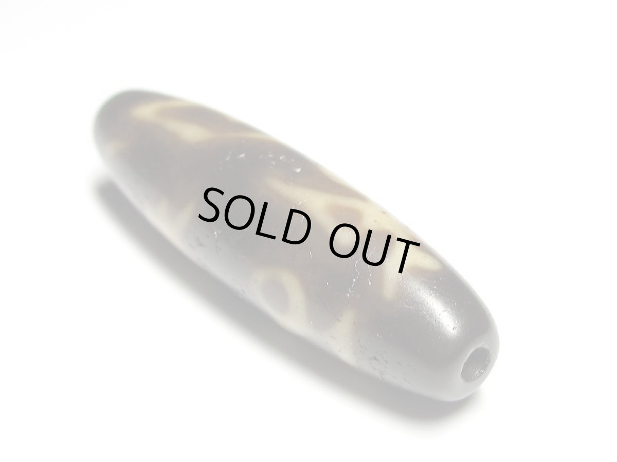 画像4: 風化龍鱗・六字真言天珠 42.5mm (4)