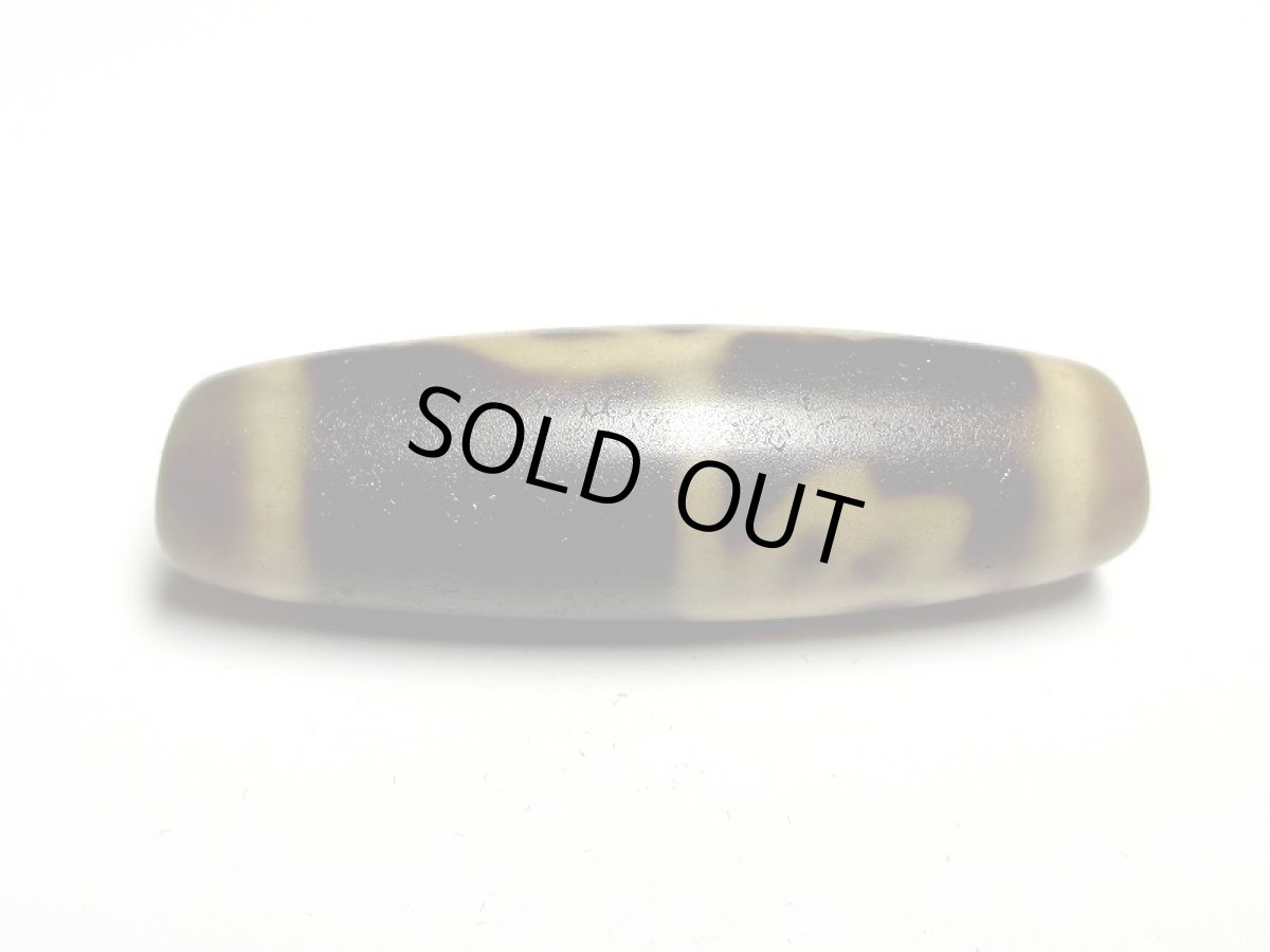 画像6: 風化龍鱗・仏手蓮花天珠 39mm (6)