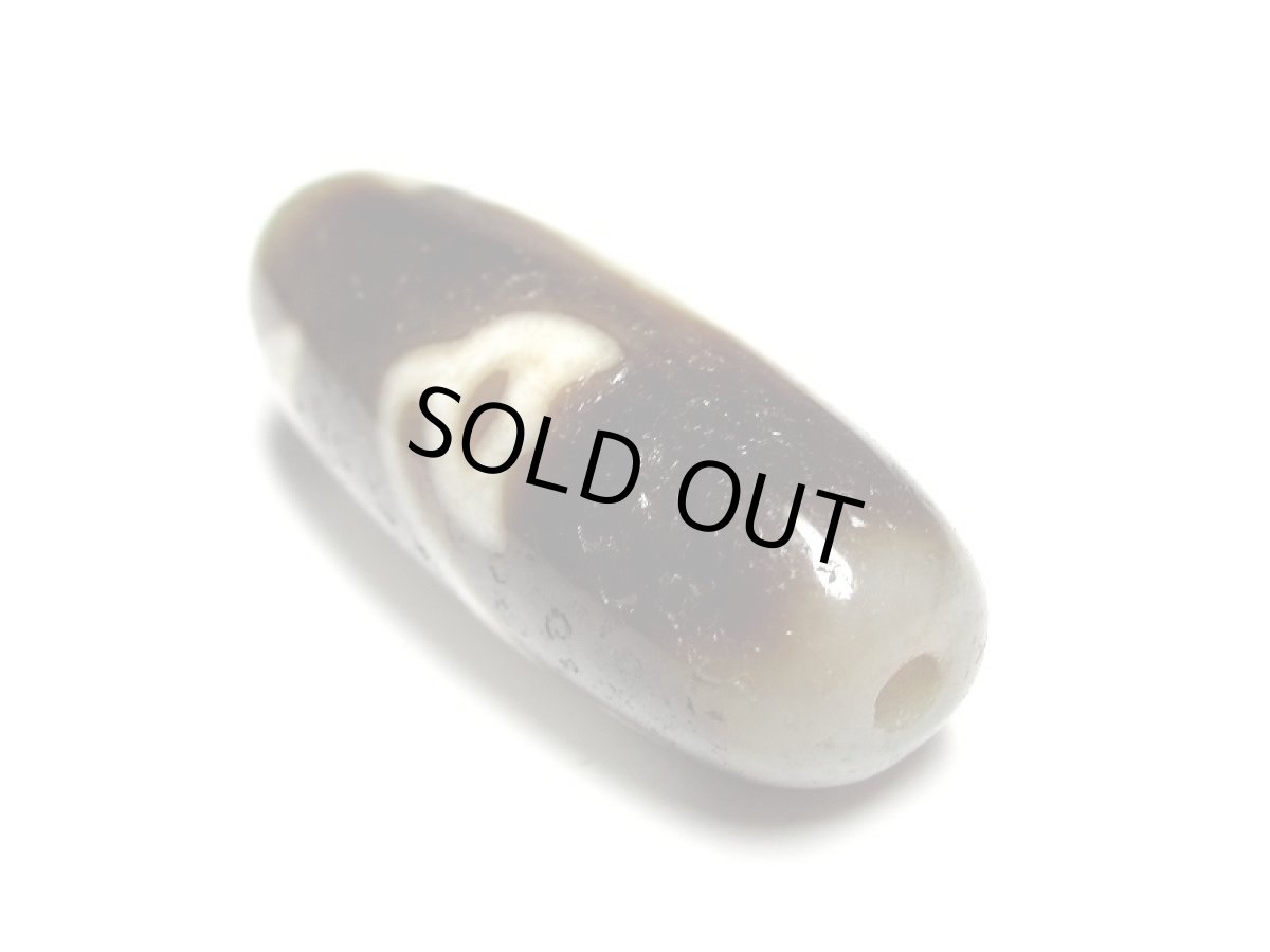 画像4: 風化龍鱗・観音水蓮花天珠 37.5mm (4)