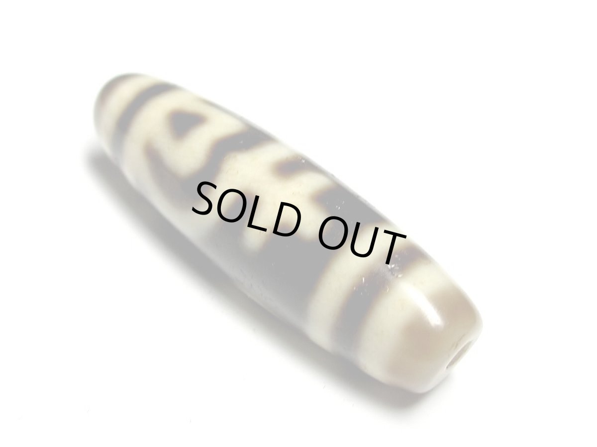 画像2: 風化龍鱗・宝瓶蓮花天珠 40mm (2)