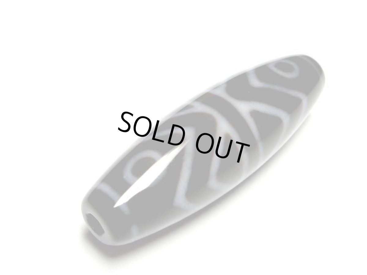 画像3: 黒地至純・金剛虎牙六眼天珠  40mm 【170220】 (3)