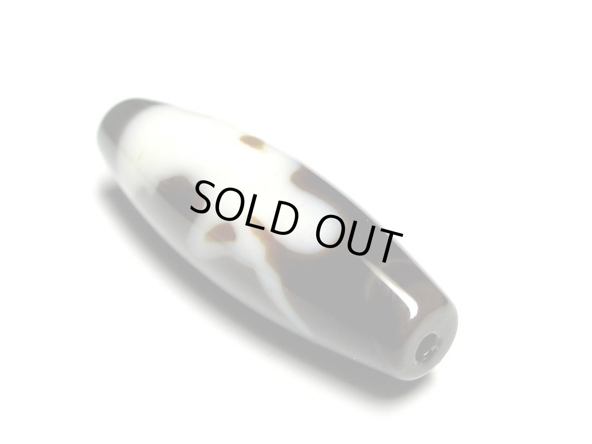 画像2: 黒地至純・琵琶観音天珠 38mm 【170220】 (2)