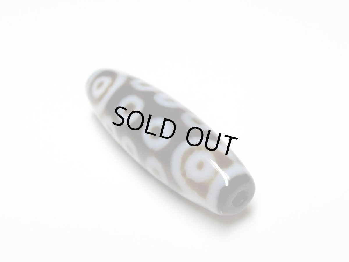 画像2: 黒地至純・二十一眼天珠  38.5mm (2)