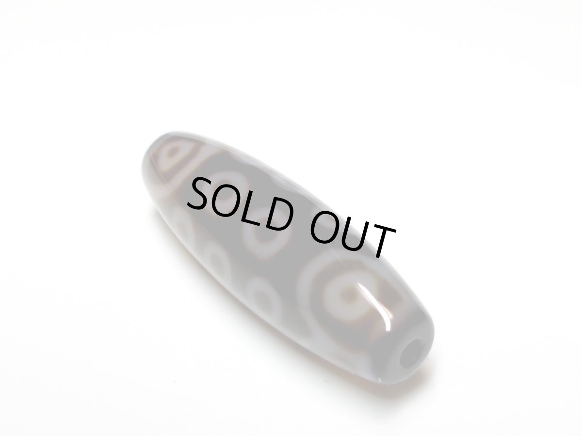 画像2: 透明感・二十一眼天珠  39mm (2)