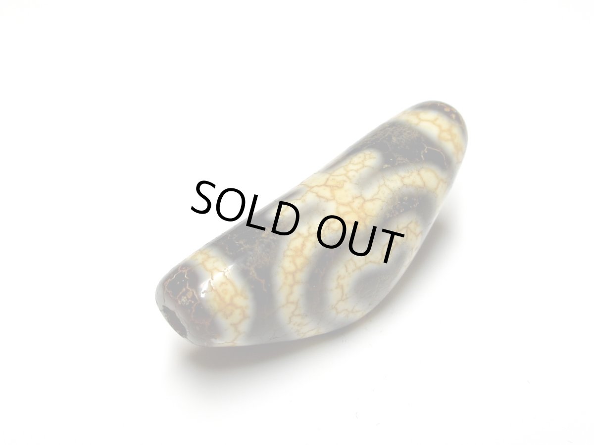 画像3: 風化龍紋・宝瓶蓮花天珠 35.5mm (3)