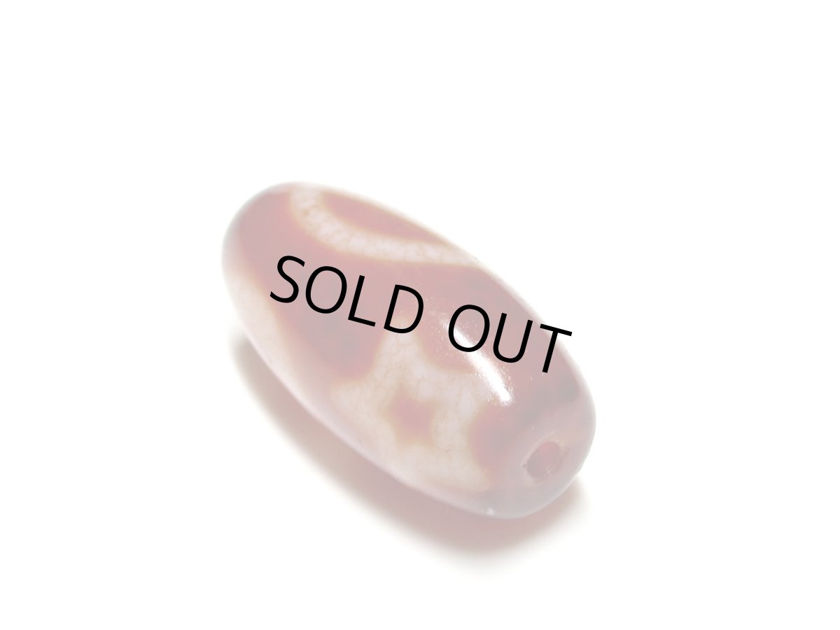 画像2: 老鉱朱砂紅・日月星天珠 31.5mm (2)