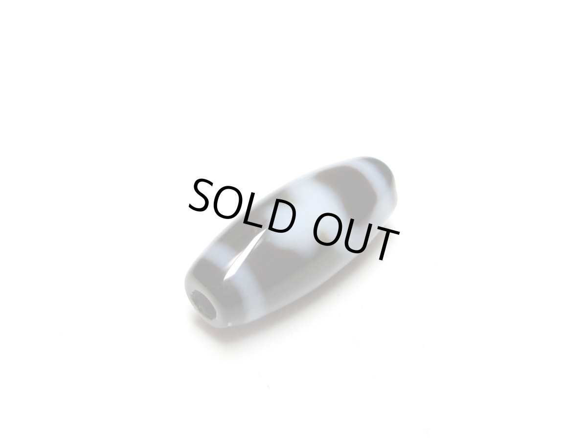 画像3: 黒地至純・宝瓶天珠 20mm (3)