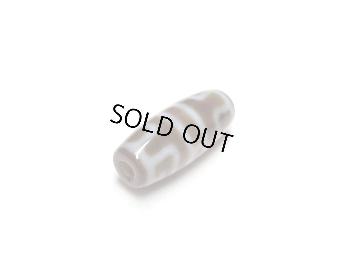 画像5: 黒地至純・蓮師法帽天珠 20.5mm  (5)