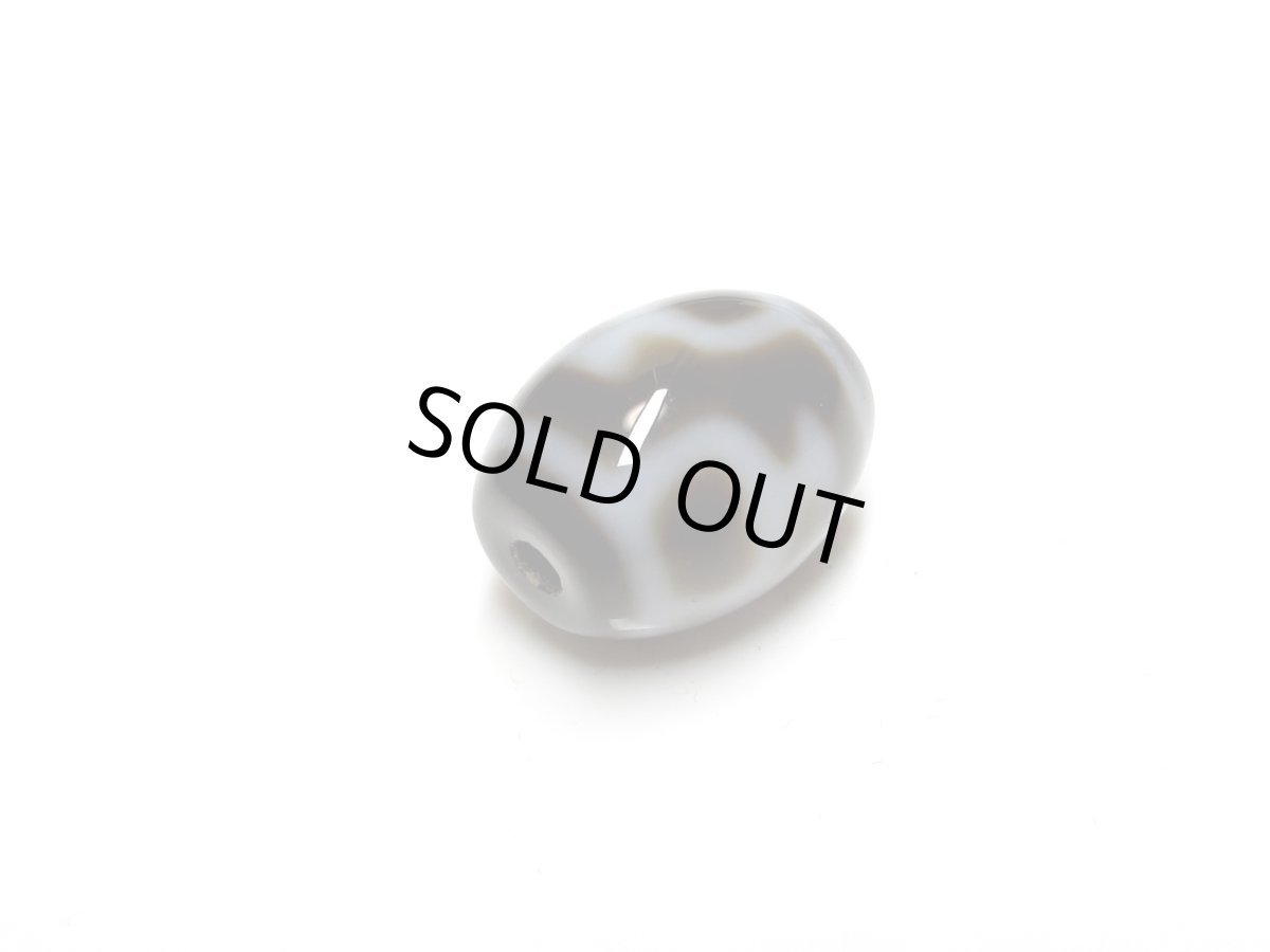 画像5: 黒地至純・宝瓶天珠 16mm  (5)