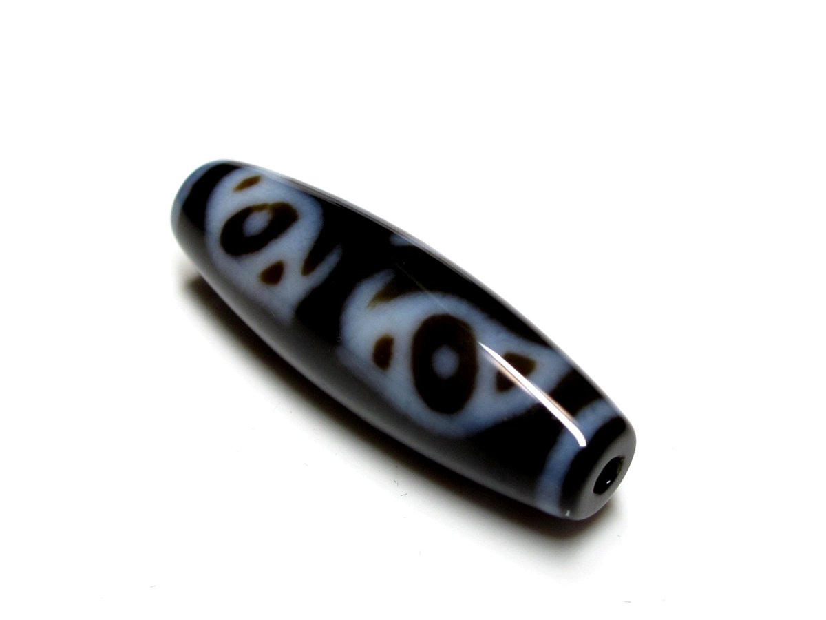 画像2: 黒地至純・龍眼梵字天珠・虚空蔵菩薩  (2)