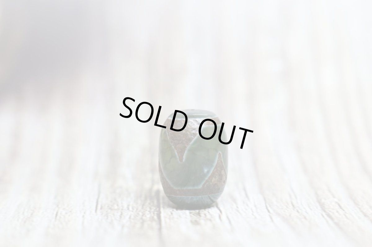 画像1: 青龍紋天珠 虎牙天珠 (1)