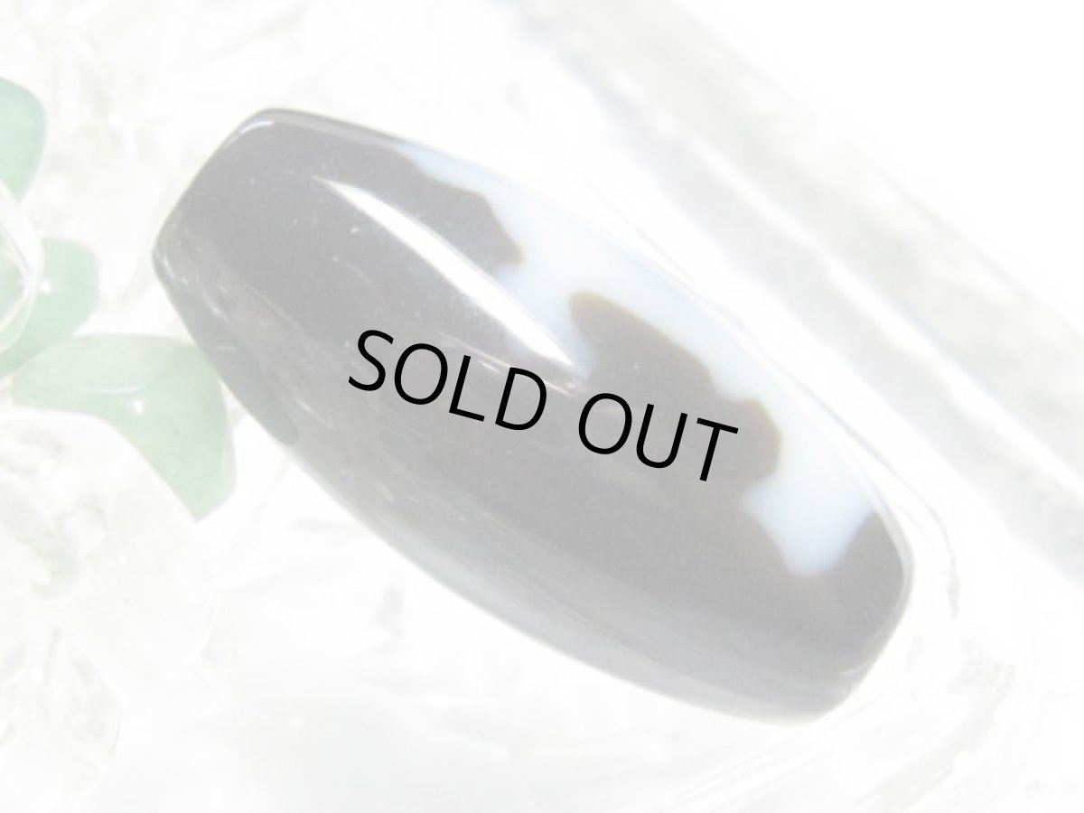 画像2: 黒地至純・観音天珠 25mm (2)