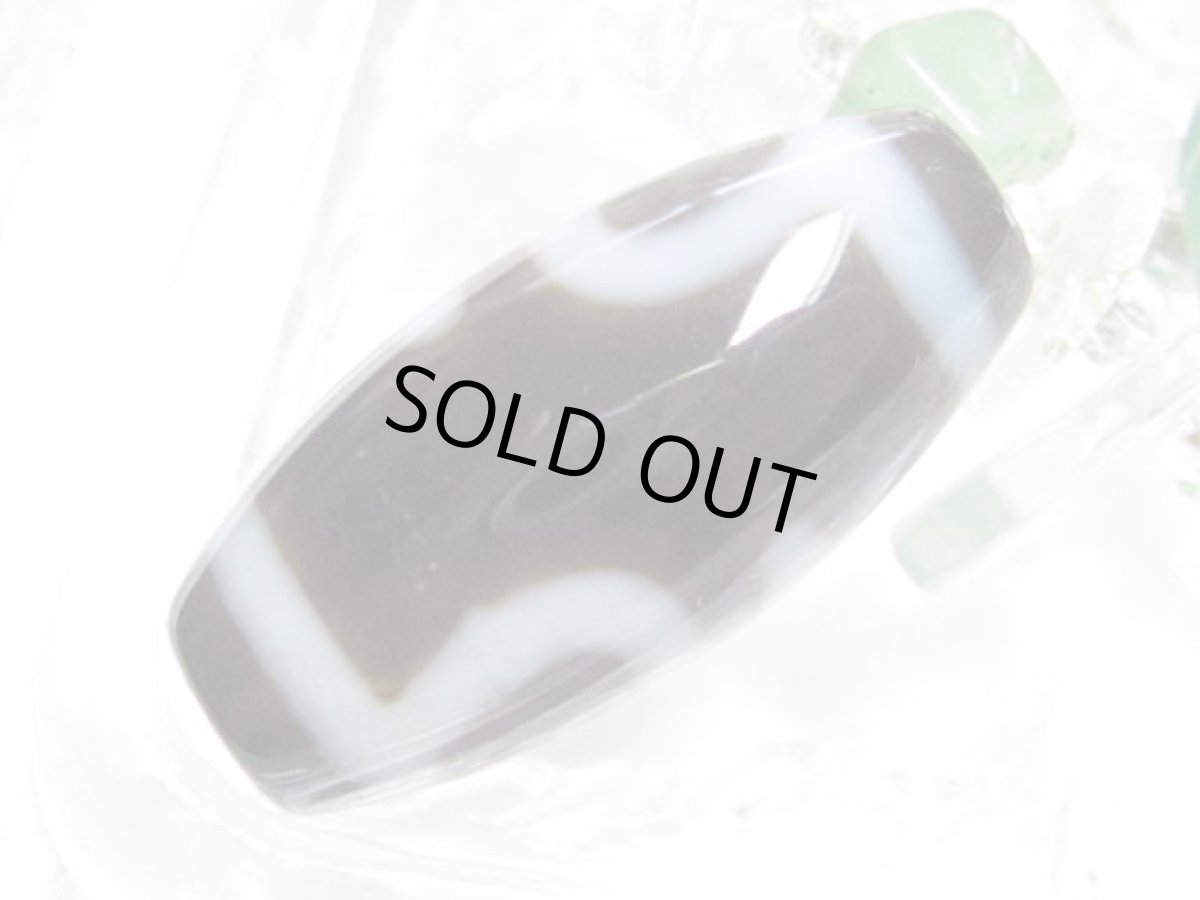 画像3: 黒地至純・宝瓶天珠 25mm (3)